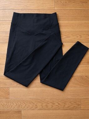 Halara UltraSculpt™ High Waisted Scrunch Butt Lifting Tummy Control